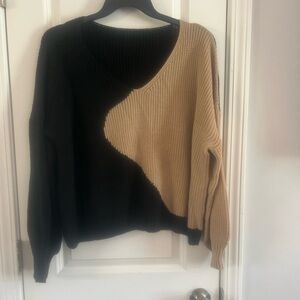 SHEIN Black and Tan V-Neck Sweater